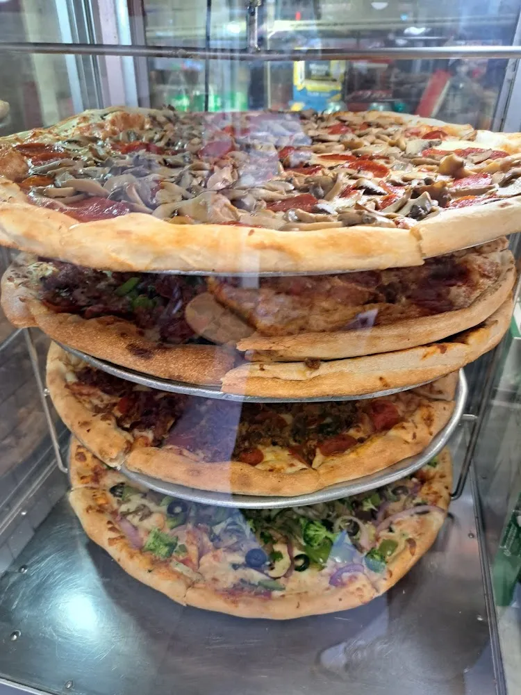 Assortiment De Pizzas